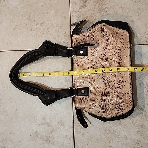 Del Rio Handbag - Picture 7 of 9